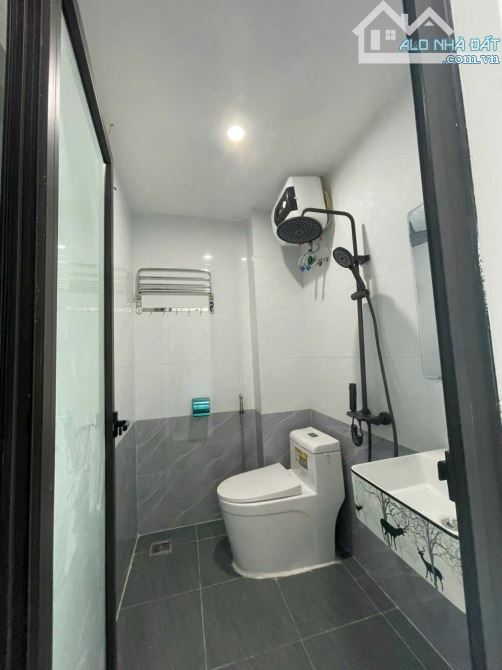 BÁN NHÀ 4 TẦNG – YÊN LŨNG – NGÕ THÔNG Ô TÔ ĐỖ CỬA – GIÁ 5,6 TỶ - 3