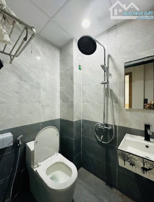 😍 MÁI ẤM GIA ĐÌNH - 5 TẦNG NHÀ MỚI - CẦU GIẤY SỔ VUÔNG - 28M2 - 7.5 TỶ - 3