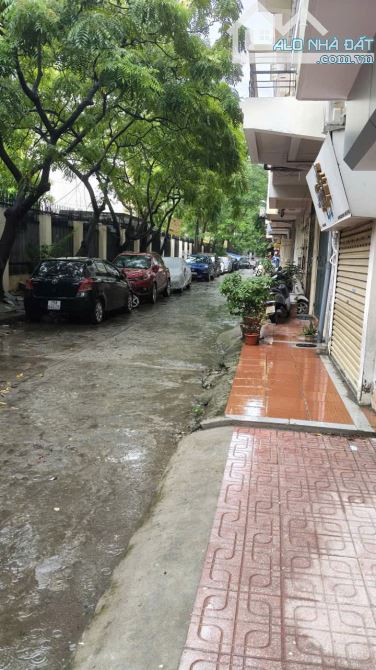 BÁN NHÀ 4 TẦNG 3 MẶT TIỀN ĐẸP NHẤT PHỐ NGUYỄN CÔNG HOAN, DT 71M2 MT 5,5M, NHỈNH 36TỶ - 3