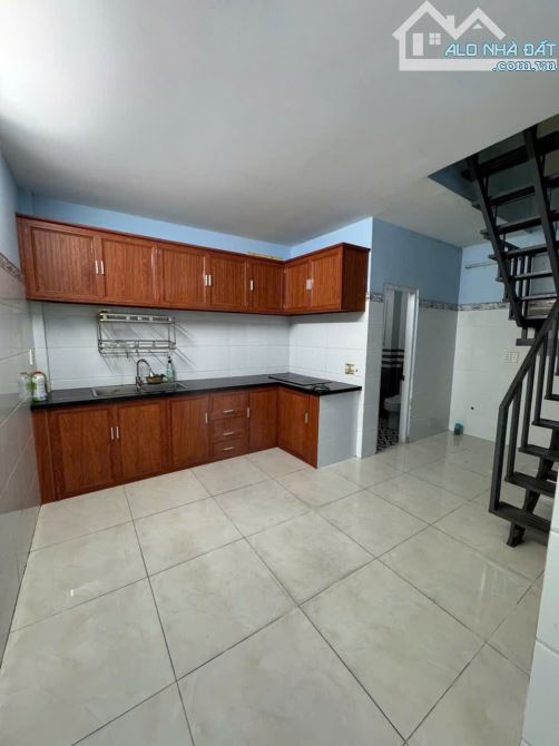 BÌNH HOÀ NHÀ 2 TẦNG ĐƯỜNG Ô TÔ GẦN CẦU ÔNG BỐ DT 60 M2 GIÁ 2,85 TỶ - 3