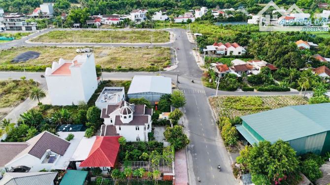 Bán lô góc 2 mặt tiền KĐT Phú Ân Nam 2 đường nhựa rộng 23m - 3