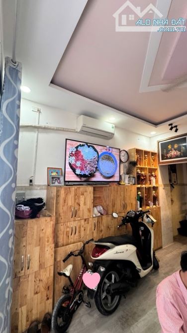 Bán nhà 3 tầng - 4x6 - Ngay Vườn Lài, gần Trường Lê Anh Xuân - chỉ hơn 3 tỷ - 3