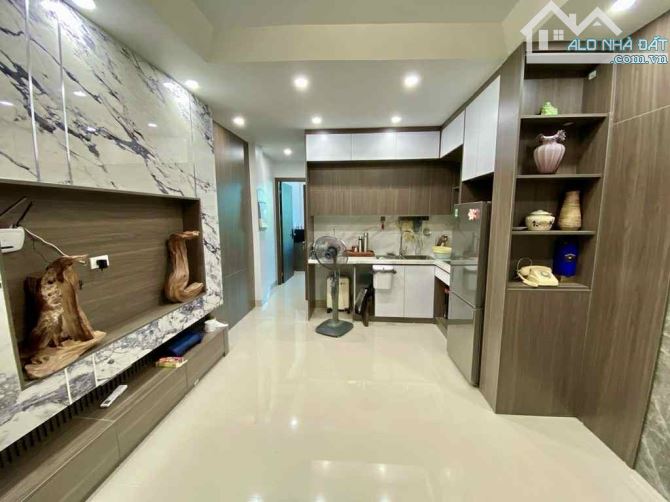 HOÀNG QUỐC VIỆT CẦU GIẤY, NHÀ MỚI Ở NGAY DT 40M 6TẦNG THANG MÁY, GẦN PHỐ Ô TÔ GẦN NHÀ. - 3