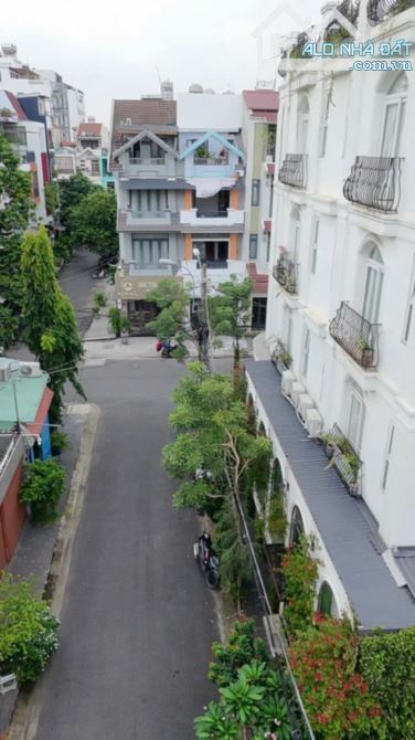 Lô đất biệt thự đẹp ngay Quốc Hương và Xuân Thủy. DT 7x20. Giá chỉ 32 tỷ TL - 3