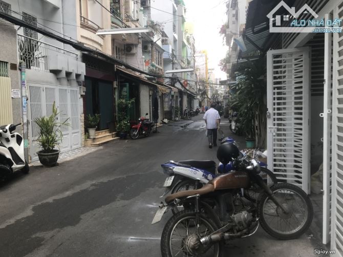 HXH gần MT An Dương Vương, 90m2 ngang 9m SHR vuông vức, có dòng tiền, nhỉnh 7 tỷ TL - 3
