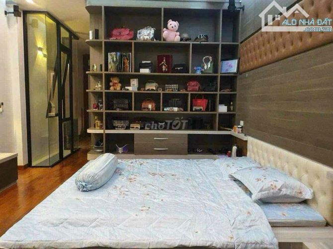 Vị trí hiếm, Phạm Ngọc Thạch, ngõ nông, căn góc, nhà mới đẹp ở ngay - 3