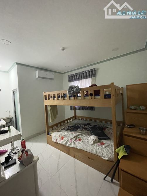 BÁN NHÀ MẶT TIỀN 326M2 - 6 TẦNG THANG MÁY - DÒNG TIỀN 65TR/T - ĐƯỜNG TÂY HÒA, PL A - 3