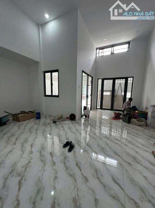 PHAI 6 💖💖Em cần bán căn nhà hẻm oto cách đường lê hồng phong chỉ 80 mét💖💖  ♻️Nhà 2 mặt - 3