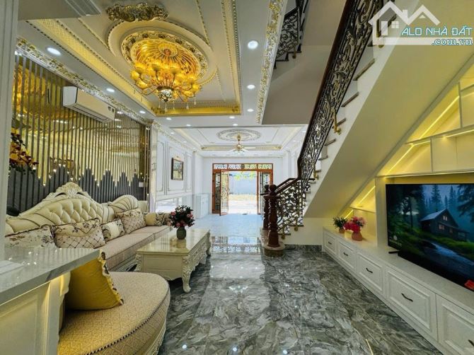 CĂN HỘ DỊCH VỤ  4 TẦNG DÒNG TIỀN 1 TỶ/ NĂM - 169M2 – NGANG 8M - GIÁ 20 Tỷ - 4
