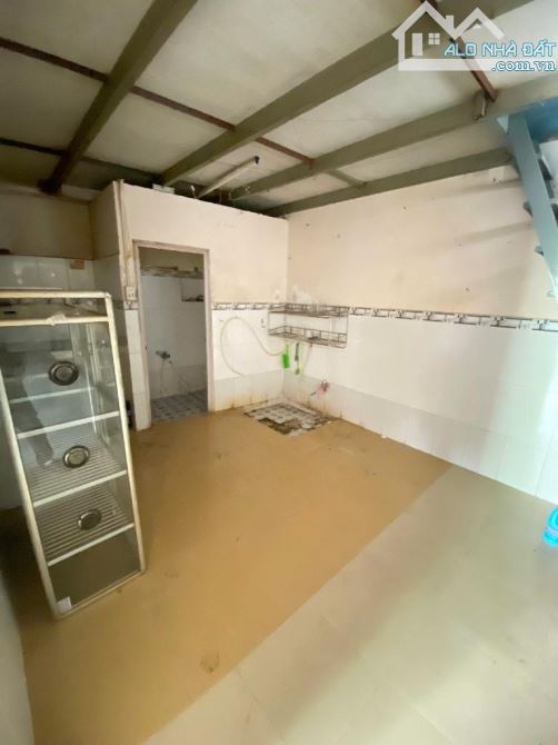 B.ÁN NH.À LÔ GÓC NHÀ 1 ĐỜI CHỦ ĐỂ LẠI TỪ ÔNG BÀ DT KHỦNG - 83M2 SỔ HỒNG NỞ HẬU HOÀN CÔNG - - 4