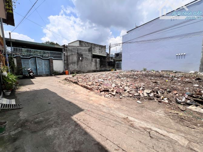 CHỦ NGỘP GỞI BÁN LÔ ĐẤT P.BÌNH ĐA, 5X12=60M2, THỔ CƯ 100%, CÁCH ĐƯỜNG TRẦN QUỐC TOẢN VÀO 1 - 4
