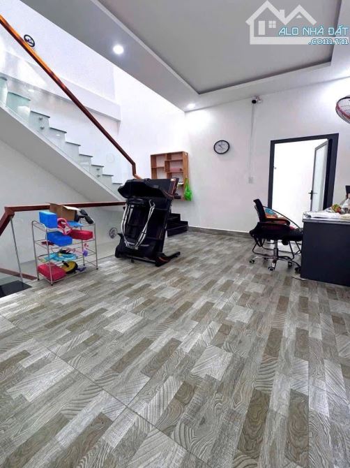 Bán nhà 3 tầng đường Chơn Tâm 5 _ gần Đại Học Sư Phạm - 4