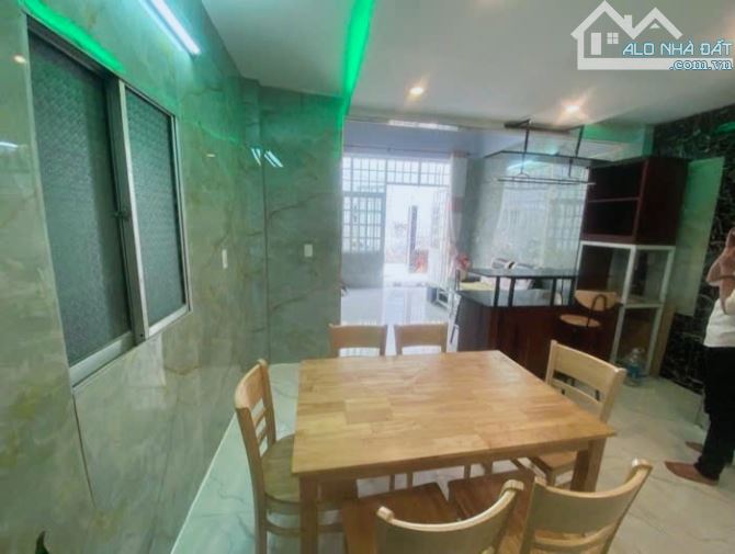 Nhà 2 tầng - gần hẻm xe hơi - tăng Nhơn phú B- Q9 - 4