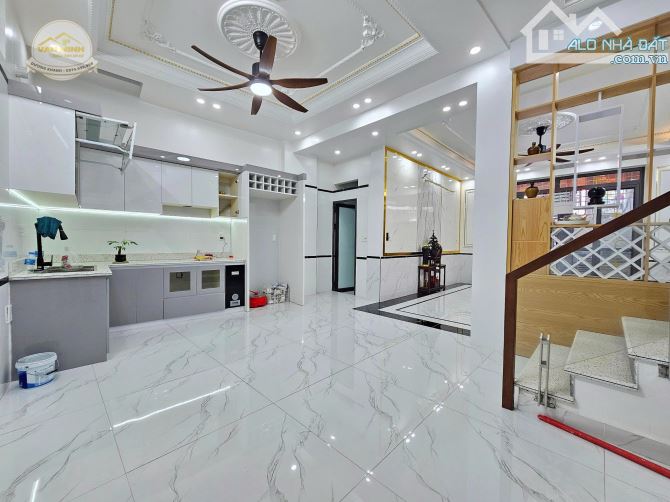 Chính chủ bán nhà độc lập Trần Nguyên Hãn. 64m2 3 ngủ khép kín - 4