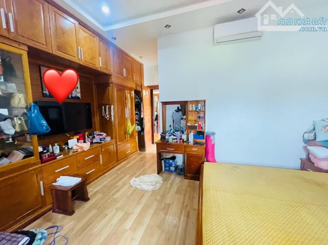 ✨🏡 BIỆT THỰ SÂN VƯỜN 3 TẦNG – LÔ GÓC 2 MẶT TIỀN SÁT BIỂN – 360M² – CHỈ 24 TỶ ✨ - 4