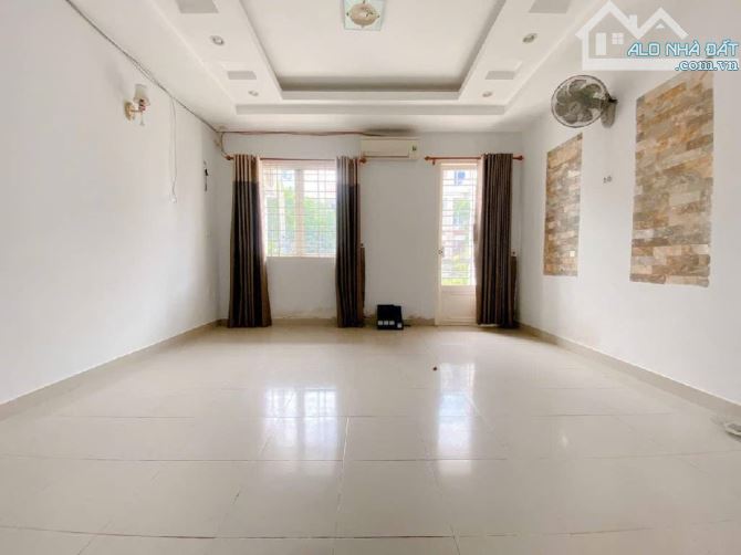 MẶT TIỀN NGUYỄN SỸ SÁCH - KHU PHÂN LÔ - 61M² - NGANG 4.5M - 4 TẦNG - GIÁ 1XTỶ TL - 4