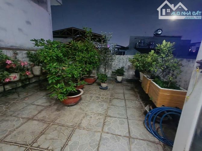 LÊ VĂN SỸ HẺM XE TẢI 54M2, 5 TẦNG, 54M2, NGANG 4M, 5PN, SÂN THƯỢNG, SỔ VUÔNG, NHỈNH 8 Tỷ - 4
