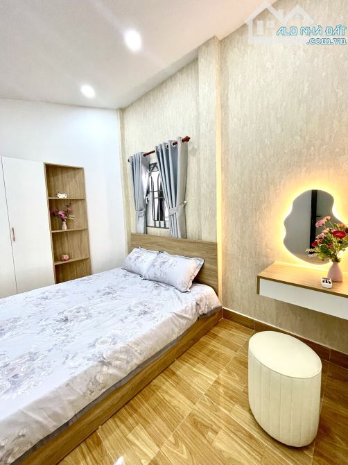 40m2, NHÀ ĐẸP 2 TẦNG, 3PN, NGAY NGÃ SÁU QUANG TRUNG, P10 GV, 4 TỶ HƠN - 4