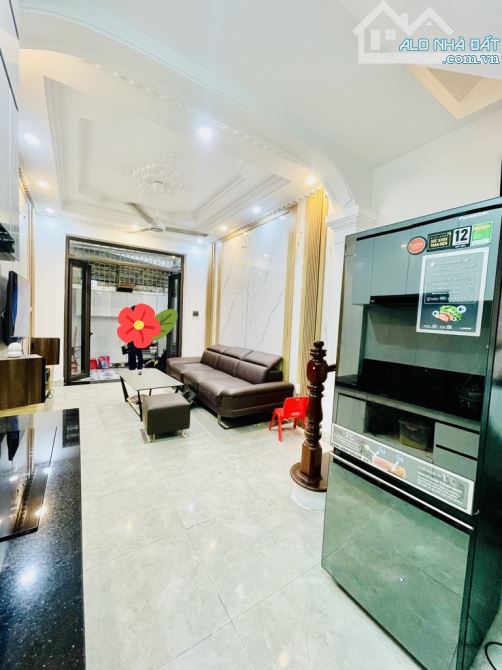 Bán nhà Đường Láng gần phố ngõ ba gác tránh nhà đẹp ở luôn 35m 5 tầng  giá 8.5 tỷ tặng  nộ - 4