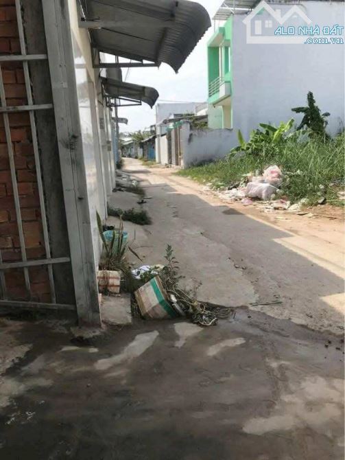 Cho thuê Kho 200 m2 hẻm Hoàng Quốc Việt 6,5 triệu - 4