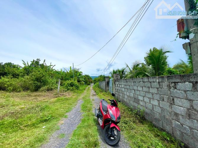 Cân bán lô đất Diên Phước đường Gò Mây 680m2 có 60m thổ ngang 13,3m chỉ 3,5tr/m2 - 4