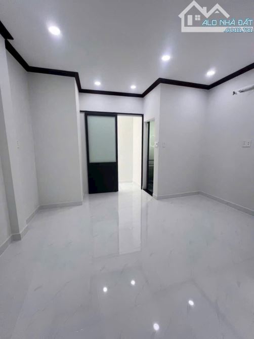 🌹NHÀ ĐẸP 23/ HỒ THÀNH BIÊN QUẬN 8, GẦN CHỢ PHẠM THẾ HIỂN, AEON MALL - CHỈ HƠN 1TỶ🌹  👉DT - 4