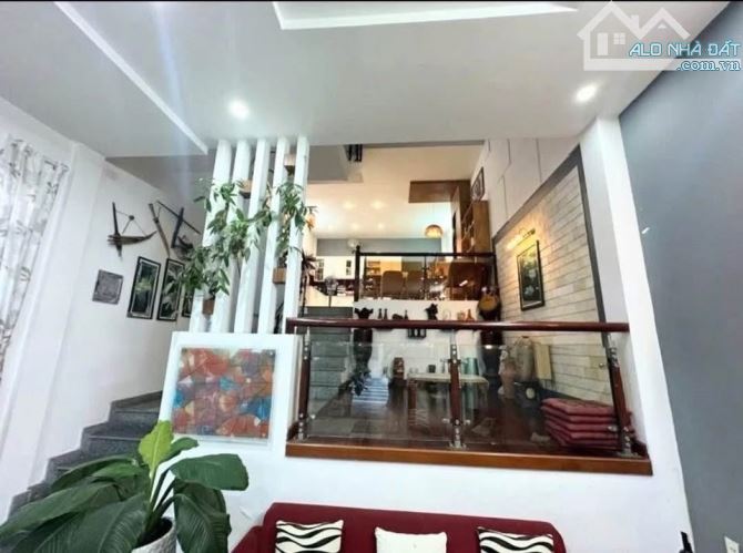 BIỆT THỰ 3 TẦNG GÓC 2 MẶT TIỀN - TRUNG TÂM HOÀ CƯỜNG - HẢI CHÂU - GIÁ CHỈ NHỈNH 12 TỶ - 4