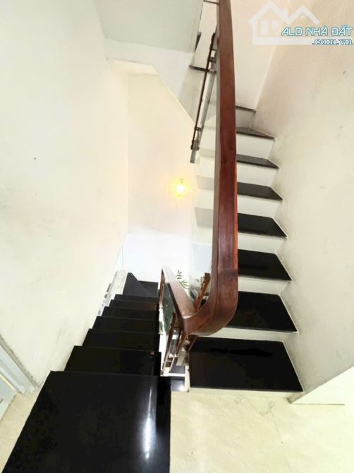 Bán nhà hẻm xe hơi Đào Tông Nguyên, NB, DT 3,5x8m, 3 lầu. Giá 2,36 tỷ - 4