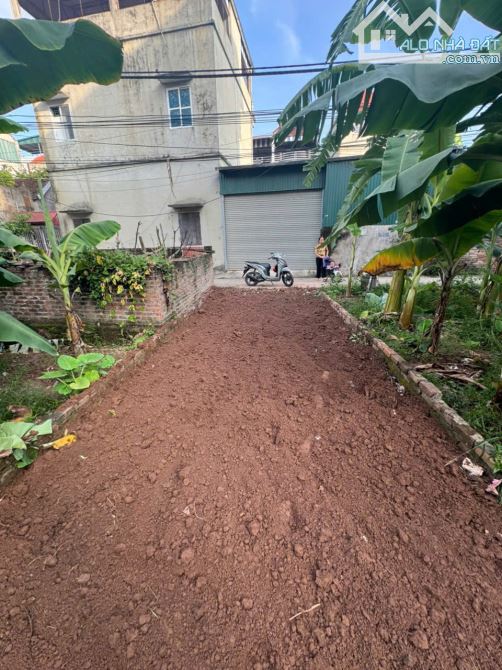 BÁN LÔ ĐẤT ĐẸP – SỔ ĐỎ CHÍNH CHỦ – VỊ TRÍ ĐẮC ĐỊA TẠI YÊN NGHĨA, HÀ ĐÔNG Địa chỉ: tổ 14 - 4