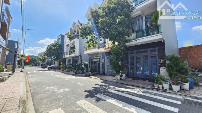 Bán đất ngã tư 550, p.Tân Đông Hiệp, Tp.Dĩ An chỉ 3tyy650 TL M7373 - 4