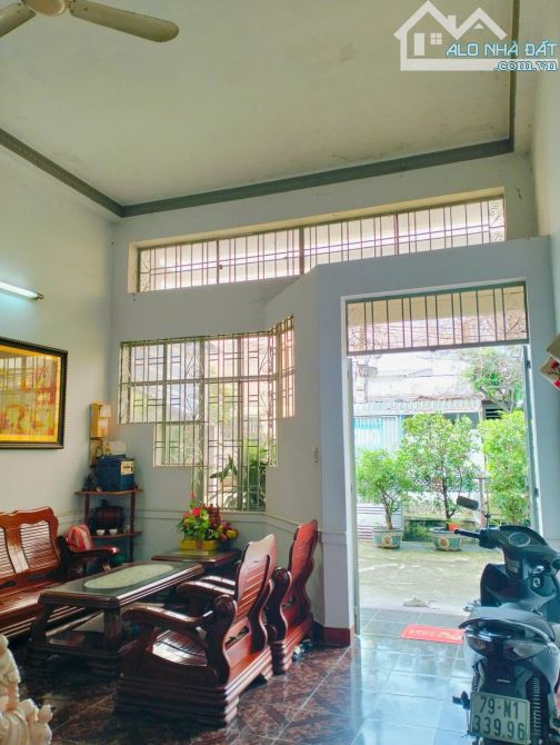 🏡 BÁN NHÀ 1/ NGUYỄN ẢNH THỦ – ĐỐI DIỆN CHỢ BÀ ĐIỂM 👉 Giá chỉ: 5.5 TỶ - 4