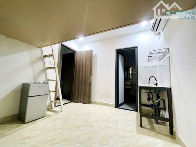 BÁN CHDV - 5 TẦNG - 10 PHÒNG - DÒNG TIỀN ~600TRIỆU/ NĂM - NGUYỄN VĂN NGHI - 4