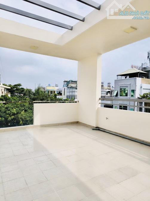 Mặt tiền view công viên - Khu Tên Lửa - 4 tầng - 5m x 20m - 5PN - 4