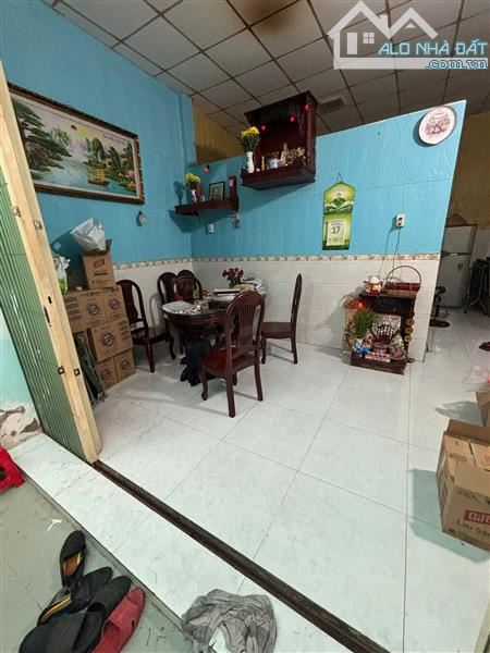 BÁN ĐẤT TẶNG NHÀ - 100M2 - HXH 3 CĂN- HÒA BÌNH-PHÚ TRUNG- TÂN PHÚ -8 TỶ 2 - 4