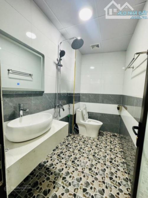 🏠 Đức Thắng, gần Học Viện Tài Chính, 33m2 nhỉnh 5 tỷ, ngõ thông, gần ô tô, full nội thất - 4