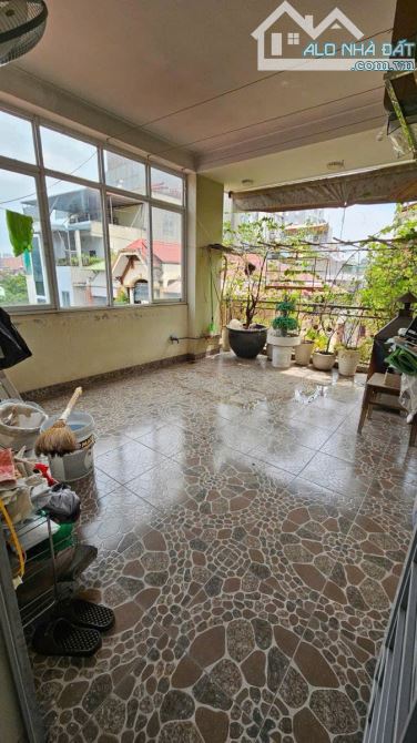 NHÀ LÔ GÓC TRẦN QUỐC HOÀN 45m 6 TẦNG PHÂN LÔ Ô TÔ NGÕ THÔNG TRUNG TÂM CẦU GIẤY 19,5 TỶ - 4
