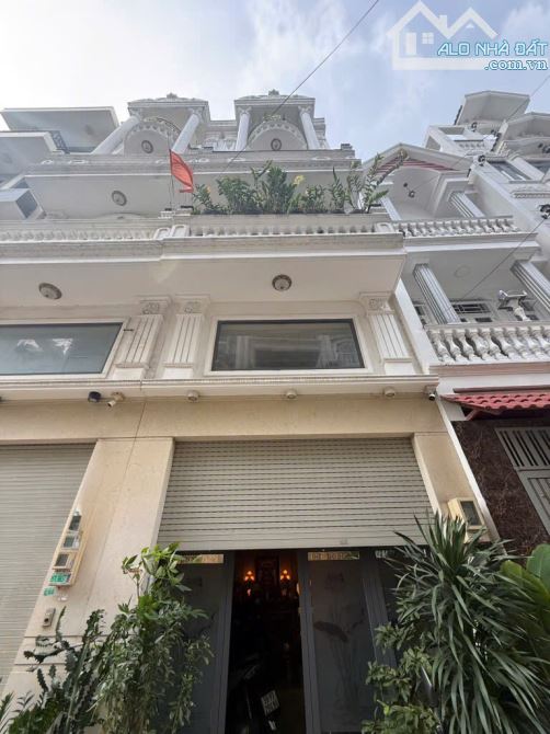 * Bình Tân. Lê trọng tấn. gần chợ phạm đăng giảng, 5 tầng. 4x14. Đường 6 m. 7.x tỏi. - 4
