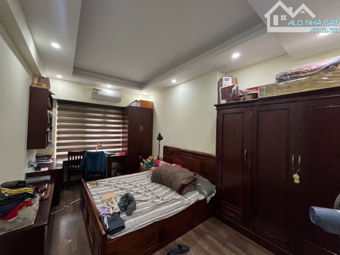CHCC TÚ MỠ –  3 THOÁNG - BAN CÔNG – FULL ĐỒ XỊN – 145M² – 3PN – 9.5 TỶ (0CG91568) - 4