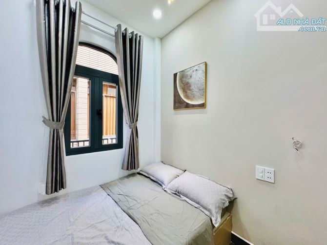 🚗SIÊU VỊ TRÍ • SAU CĂN MẶT TIỀN KHU VIP PHAN XÍCH LONG • 3 TẦNG ĐÚC THẬT • 3PN 3WC - 4