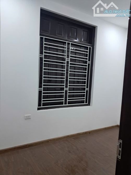 Bán nhà 4 tầng Đông Mỹ, khu trung tâm, ô tô đỗ cổng, 55m2, giá 5.45 tỷ - 4