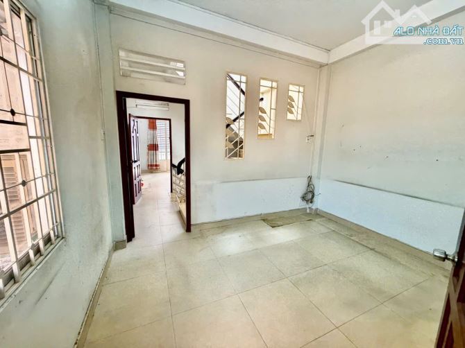 🏡 Bán Nhà Khu Đồng Bộ |Phan Đăng Lưu ~ Nguyễn Kiệm, P3, Phú Nhuận | 70m² | 4 Tầng | 6PN T - 4