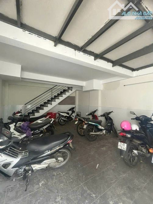 🔥CHDV DÒNG TIỀN 21tr/tháng - 5 TẦNG BTCT - CHỈ 5.5 TỶ NGAY DH VĂN LANG - 4