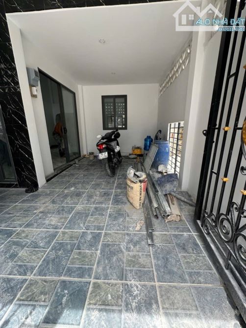PHAI 6 💖💖Em cần bán căn nhà hẻm oto cách đường lê hồng phong chỉ 80 mét💖💖  ♻️Nhà 2 mặt - 4