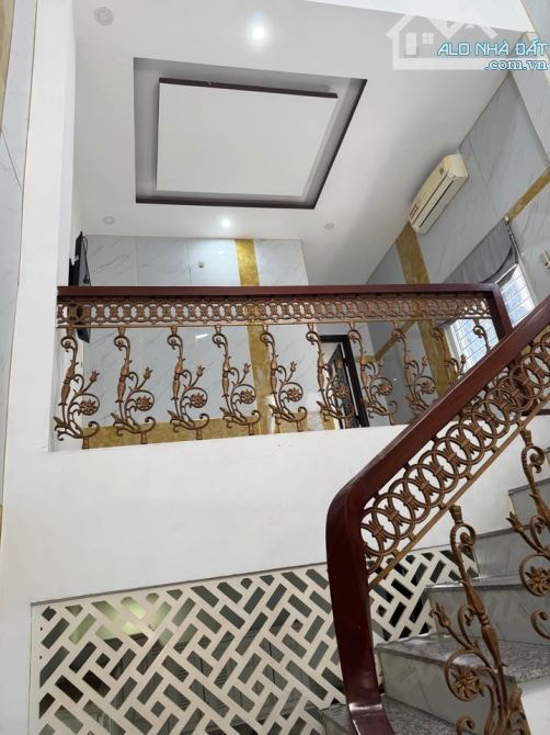Bán nhà K Đinh Thị Hòa Sơn Trà 2 tầng 2pn 60m2 vuông vức nhà kiên cố cách biển 800m - 4