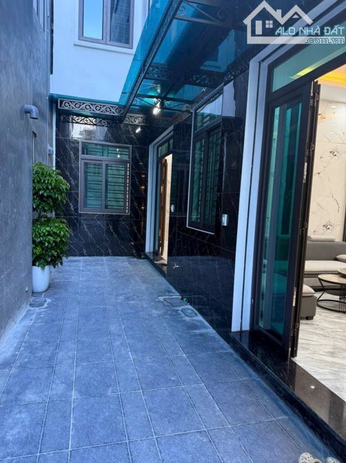Bán nhà ngõ phố Rặng Nhãn, phường Thành Đông, Tây Hải Phòng, 43.5m2, 3 tầng, 3 ngủ, 2vs - 4