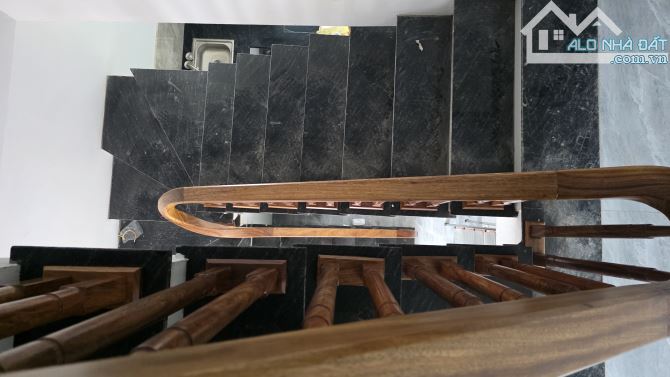 B.Á.N NHÀ THỊ TRẤN ĐAN PHƯỢNG ,NHÀ ĐẸP TRUNG TÂM, TIỆN ÍCH ĐẦY ĐỦ, Ô TÔ GẦN 32M2, 4 TỶ - 4