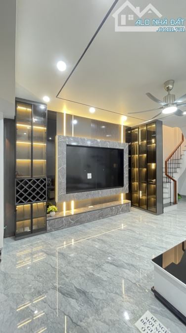 Bán nhà Đàm Quang Trung,Long Biên 6 tầng,40m,mt4.8m lô góc nhỉnh 9 tỷ - 4