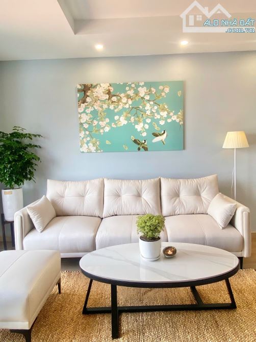 Chuyển nhượng căn góc 2 phòng ngủ với view sân vườn - 4