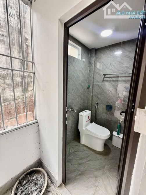 Bán nhà Bạch Đằng, dân xây 2 tầng, 26m2, 4.48 tỷ - 5