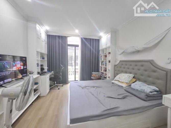 BÁN GẤP GIÁ RẺ NHẤT KHU! NHÀ PHỐ KHƯƠNG TRUNG, VÀI BƯỚC CHÂN RA PHỐ 44M2*4T GIÁ NHỈNH 13TỶ - 5